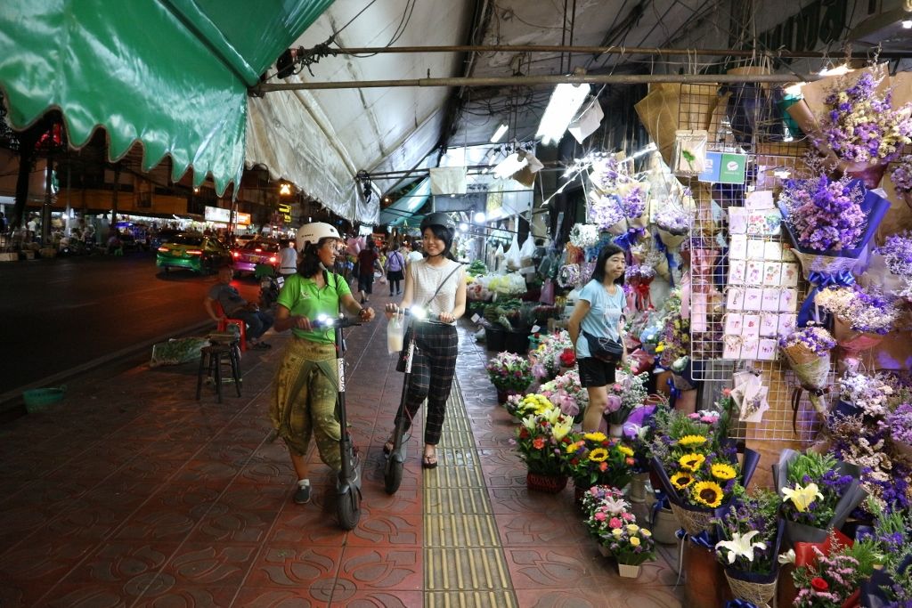 Visit Bangkok's famous flower market