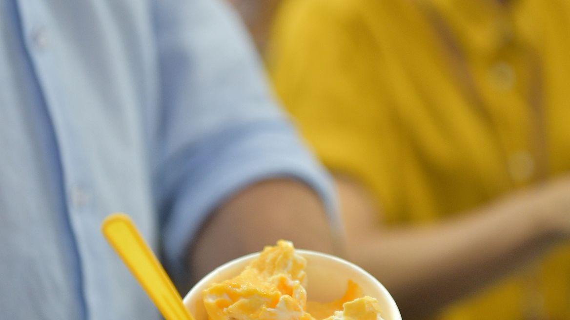 Bangkok's raw egg ice cream with buttery texture and rich flavor.