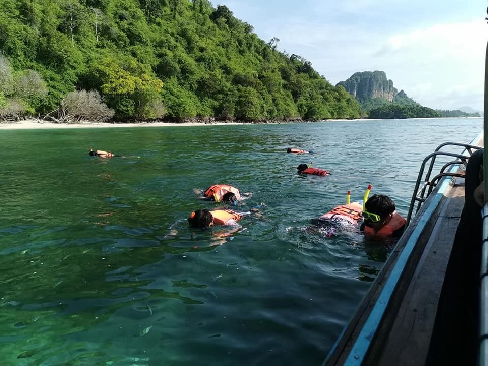 Snorkeling 