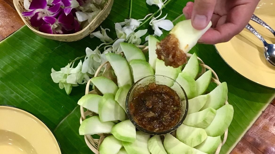 Thai sweet and spicy dip with green mango