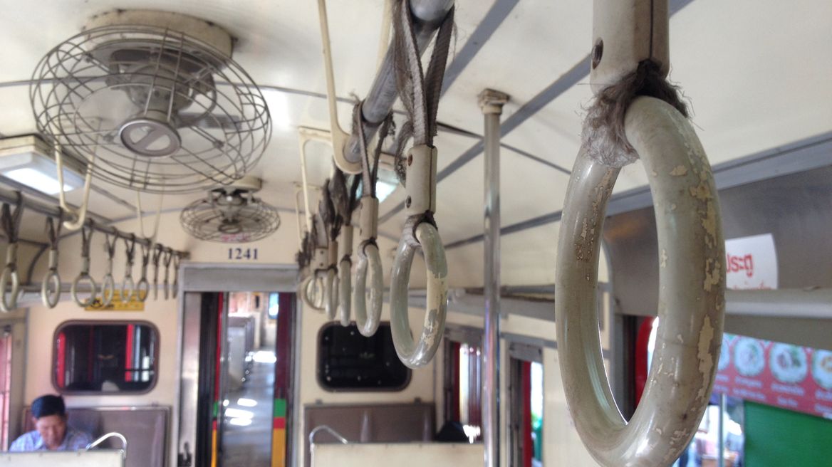 Inside of the Maeklong train