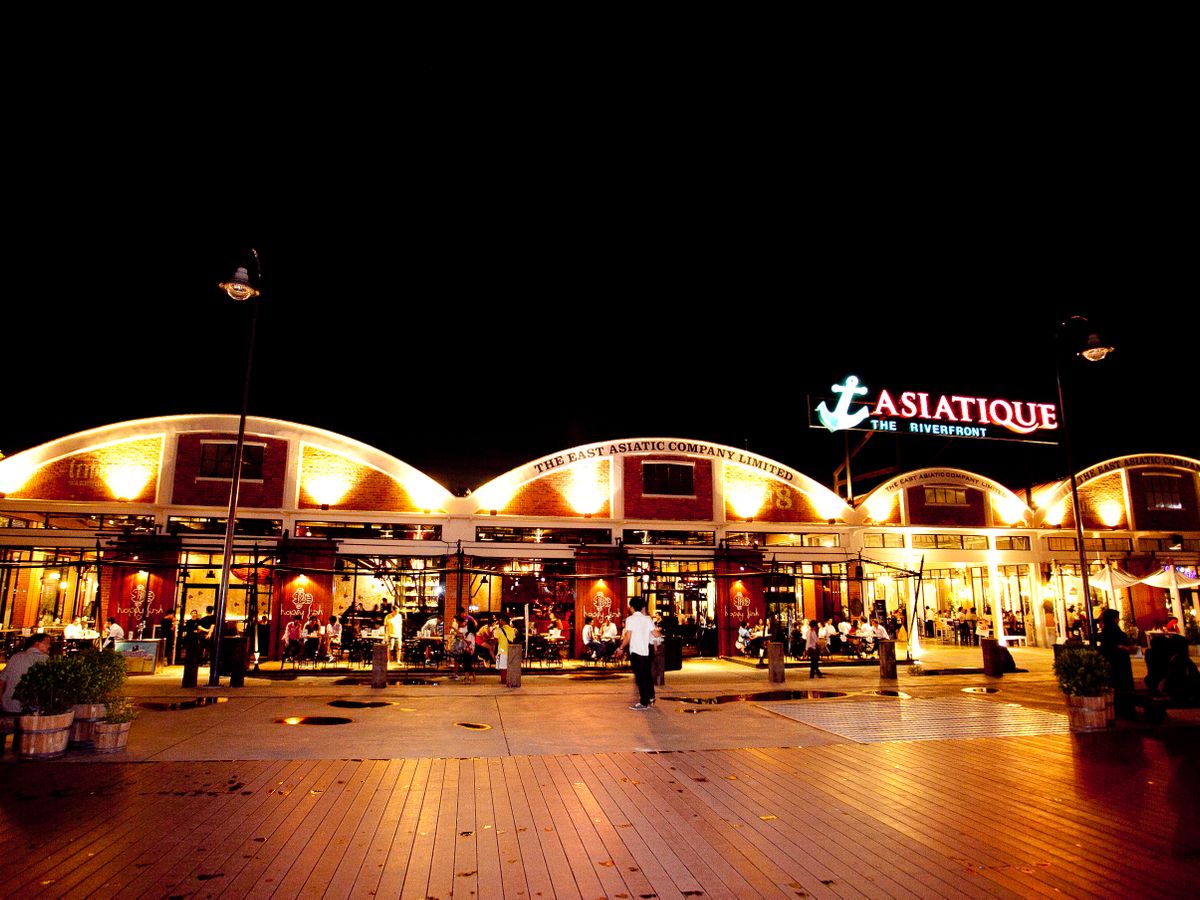 Asiatique The Riverfront