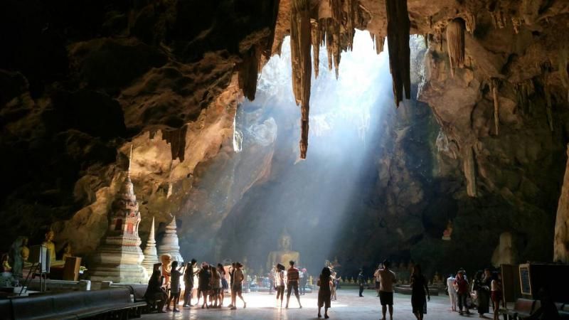 khao yoi cave thailand phetchaburi