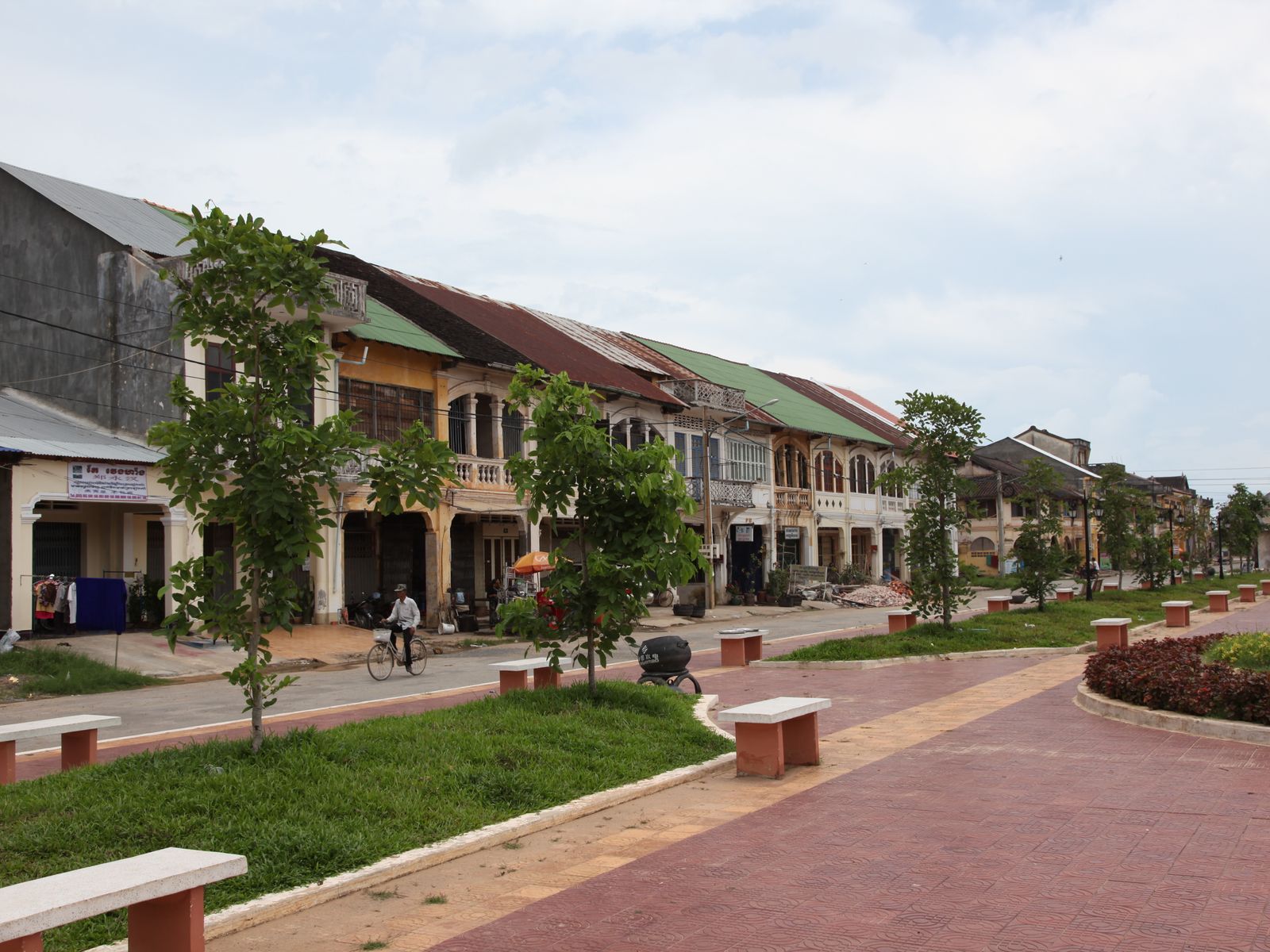 Kampot Tours & Day Trips