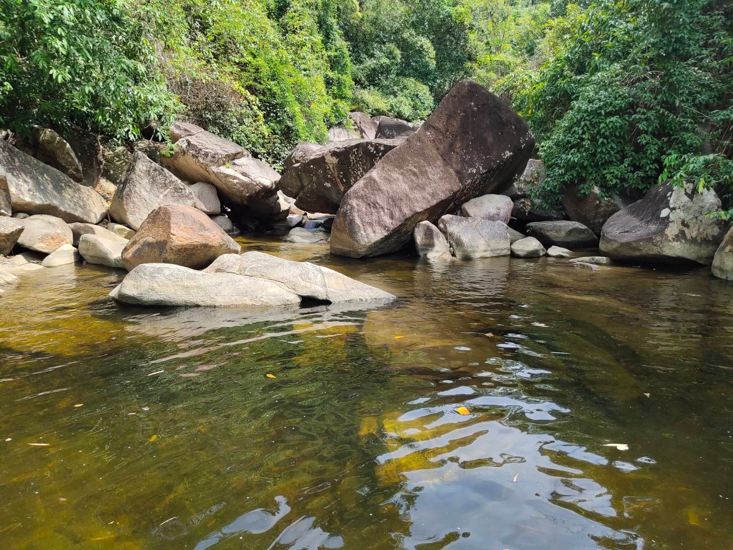 ชุมชนบ้านเขาหลัก