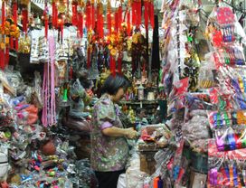 Different Cultures One Mind: Explore the Oldest Markets in Bangkok