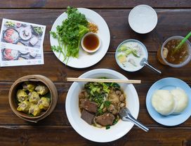 Lamphun from Chiang Mai: Secret Temples, Longan Noodles & Meet My Rare Cats