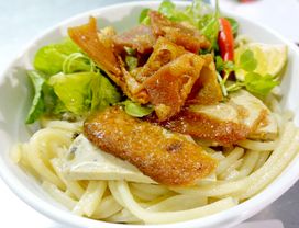 Hoi An Street Food Evening Group Tour