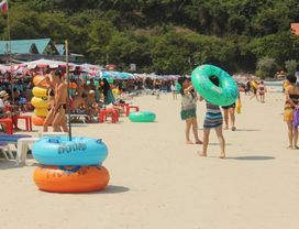 Indulge Yourself on The Wonderful Island 'Koh Lan'