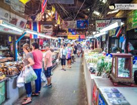 Don Wai Market & Giant Buddha Statue