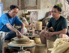 Art of Handicraft Silverwork & Pottery.