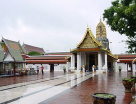 Appreciate the Beautiful Buddha Statue & Ancient Art in Phitsanulok