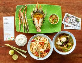 Ayutthaya : The Biggest Buddha, Giant Grilled Shrimp and Thai-Chinese Town