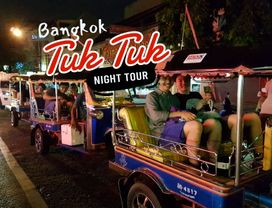 Bangkok Tuk Tuk Night Tour: Food, Markets & Temples