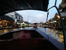 Private Boat: Maeklong Railway Market & Amphawa Floating Market
