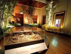 Discover Bangkok City Tour on Boat & Tuk Tuk !