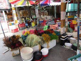 Let's Shop Like a Local at Chatuchak Weekend Market