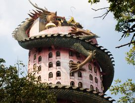 From Bangkok to Nakhon Pathom : Day Trip to Floating Market, Dragon Temple and Railway Market Like a Local