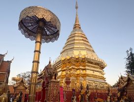 Morning Temple Adventure: Pha Lat & Doi Suthep