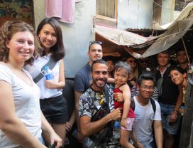 Explore Monk Bowl Village (Baan Bat) and Rattanakosin Island