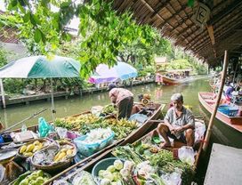 Khlong Lat Mayom Floating Market Tour: Food & Long-Tail Boat Ride