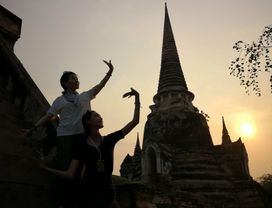 Ayutthaya Tour: Top-Rated Temples, World Heritage, Long-Tail Boat & Tuk Tuk Ride