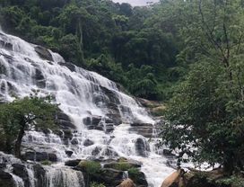 Seeing Mae Ya Waterfall & Trekking at Pha Dok Siew