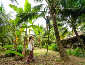 Story of Coconuts, Boat Ride & Floating Market