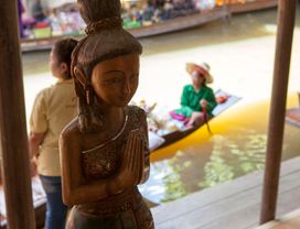 See Local Life at Damnoen Saduak  & Explore History in Ayutthaya 