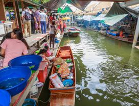 From a local floating market to the charming old town of Bangkok