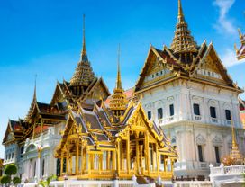 Take a Tour of Bangkok Most Iconic Temples 