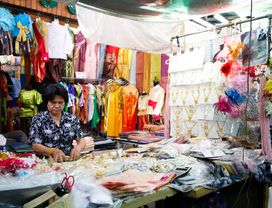 Bangkok Old Town & Amulet Market Tour