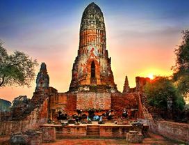 Explore the UNESCO World Heritage Sites at Ayutthaya, the Ancient Capital