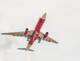 Photograph Airplane Landings & Tour Royal Thai Air Force Museum 