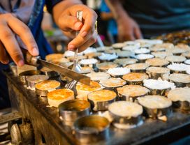 Street Food Tour in Phuket Old Town 