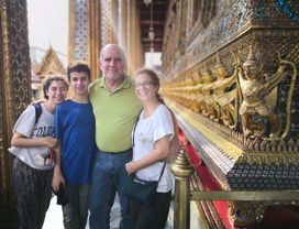 Private Long-Tail Boat Tour:  Grand Palace & 3 Must-See Royal Temples in Bangkok