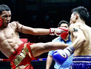 MuayThai Match at Rajadamnern Boxing Stadium