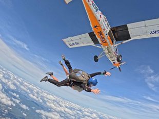 Tandem Skydiving by Thai Sky Adventures Pattaya with Shared Transfer from Hotel in Pattaya 