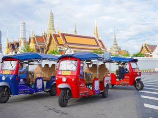 1-Day Unlimited Tuk Tuk Rides in Bangkok Old Town