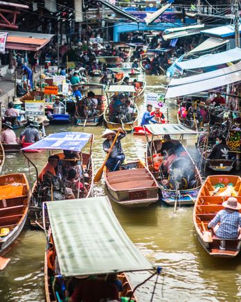 floating market vibe