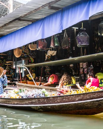 floating market vibe