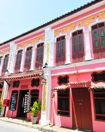 Pink apartment in Phuket town