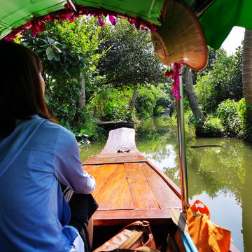 A Getaway Trip to Khlong Lat Mayom Floating Market