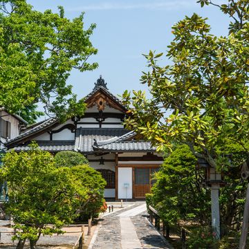 พาเที่ยว Kyoto: พาเที่ยวจุดสำคัญในเมืองและไปเที่ยวในย่านชนบท Arashiyama