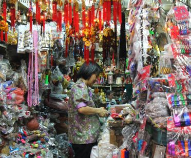 Different Cultures One Mind: Explore the Oldest Markets in Bangkok