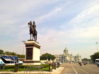 The Royal Plaza