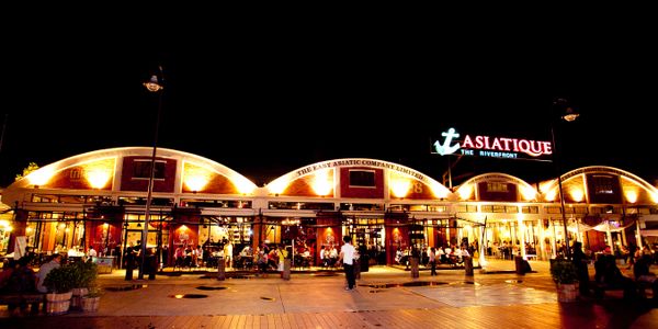 Asiatique The Riverfront