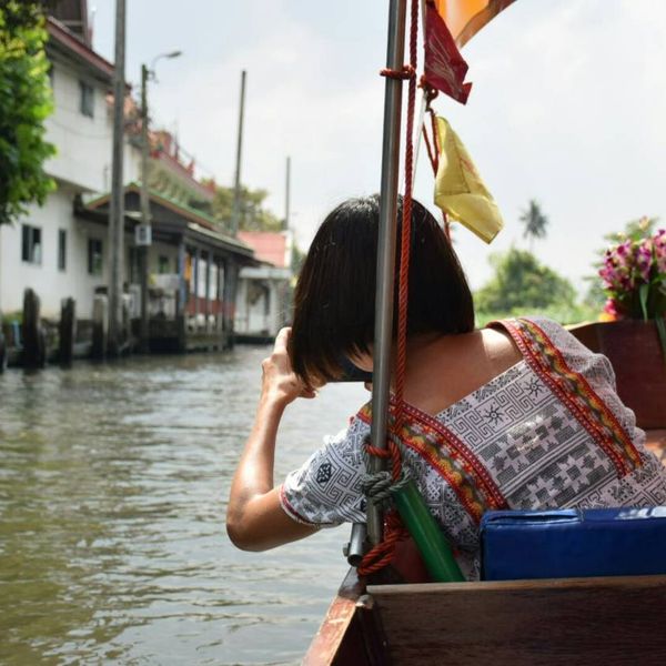 Boat Ride & Thai Desserts at Floating Markets TakeMeTour