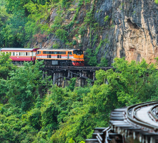 Go On a Train Tour To Kanchanaburi  Province 