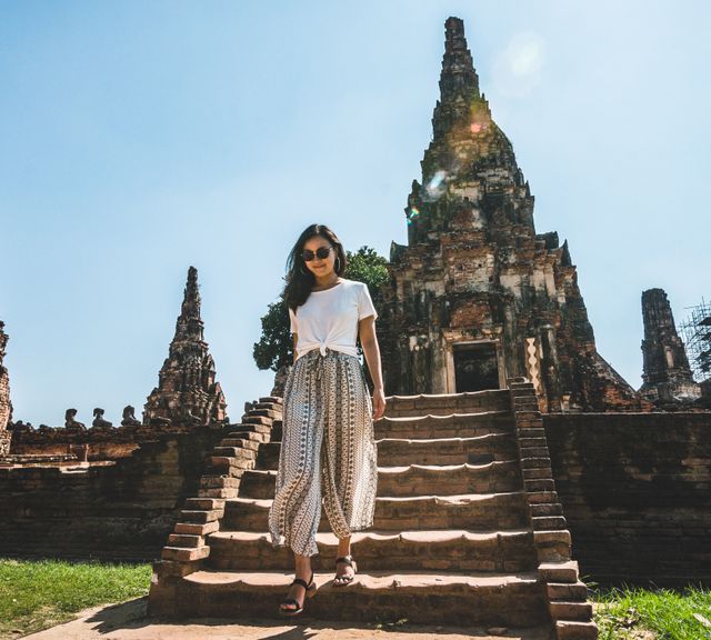 Exploring Ayutthaya's Historic Ruins & Picturesque Floating Market